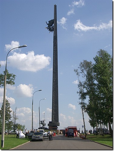 IMGP0787_victory monument.JPG