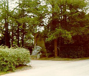 Jules Verne's Tomb